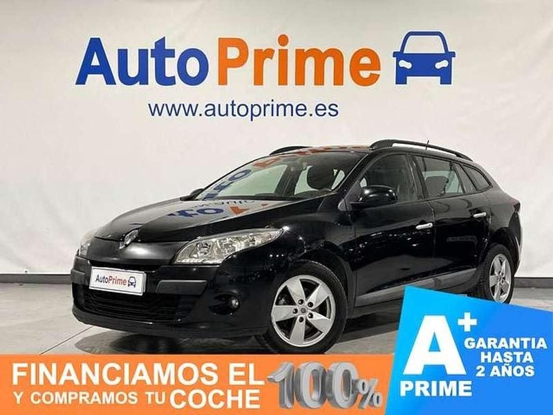 Usado Renault Mégane GrandTour Dynamique 110 CV (80 kW) 2011 Negro Familiar