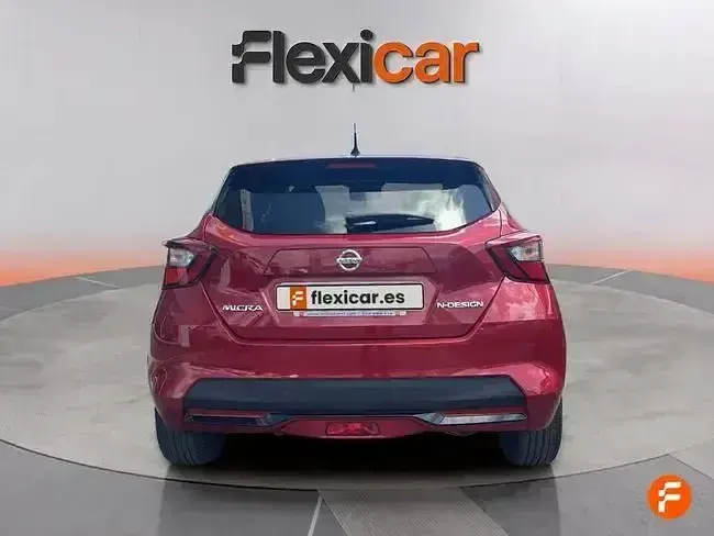 Usado Nissan Micra Acenta 92 CV (67 kW) 2022 Rojo Utilitario