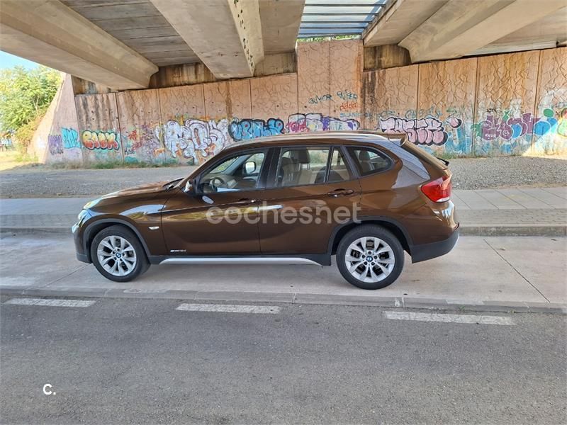Usado BMW X1 Sport Line 177 CV (130 kW) 2011 Marrón SUV