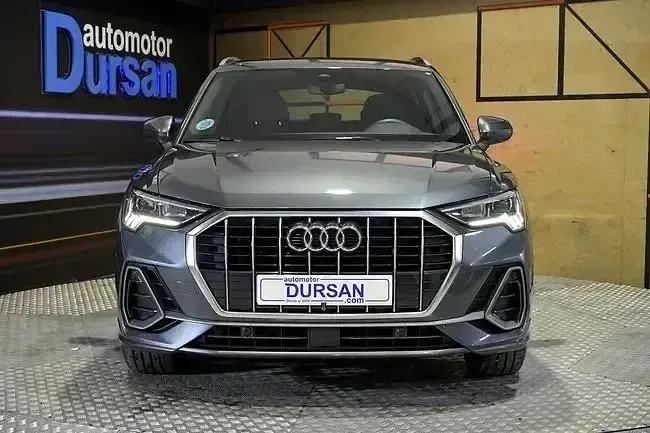 Usado Audi Q3 S-Line 150 CV (110 kW) 2022 Gris / plata SUV
