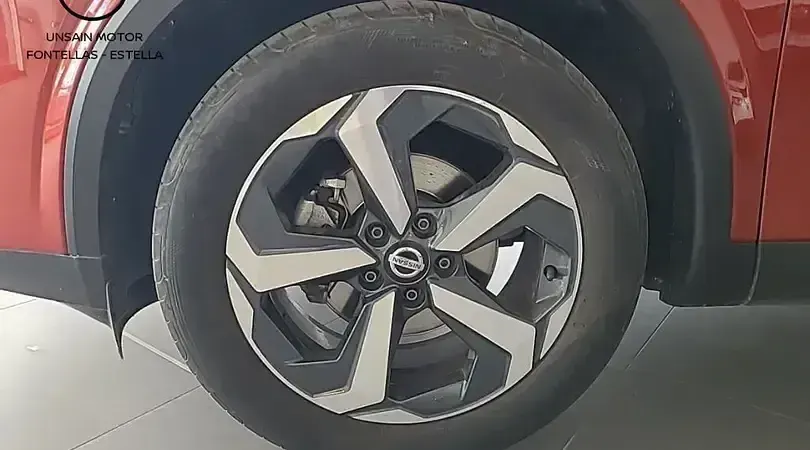 Usado Nissan Qashqai N-Connecta 140 CV (102 kW) 2022 Fuji sunset con techo midnight SUV