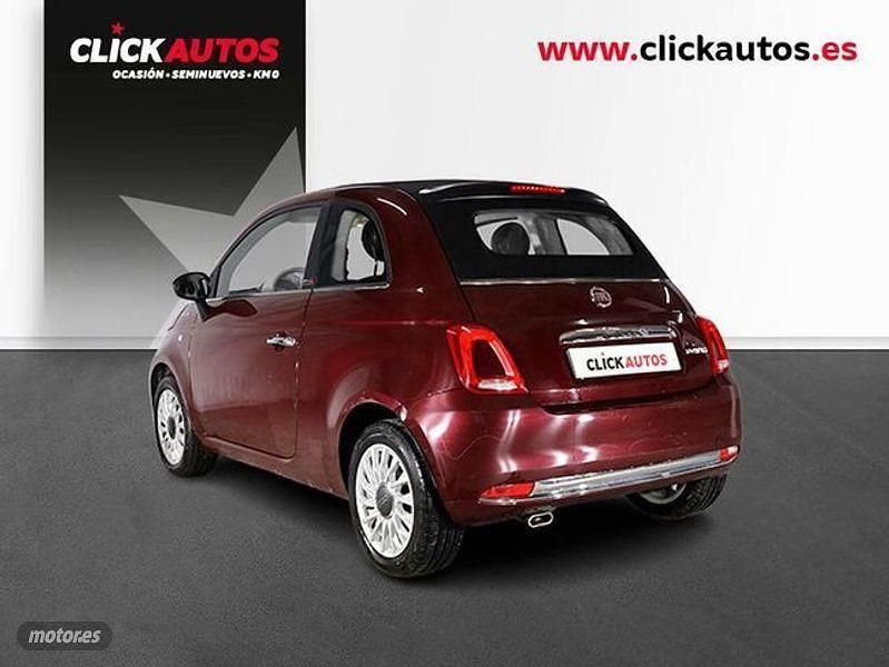 Usado Fiat 500 Dolcevita 70 CV (51 kW) 2021 Granate Descapotable