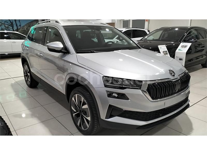 Nuevo Skoda Karoq 150 CV (110 kW) 2025 Gris / plata SUV