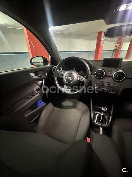 Usado Audi A1 Sportback Attraction 90 CV (66 kW) 2015 Blanco Utilitario