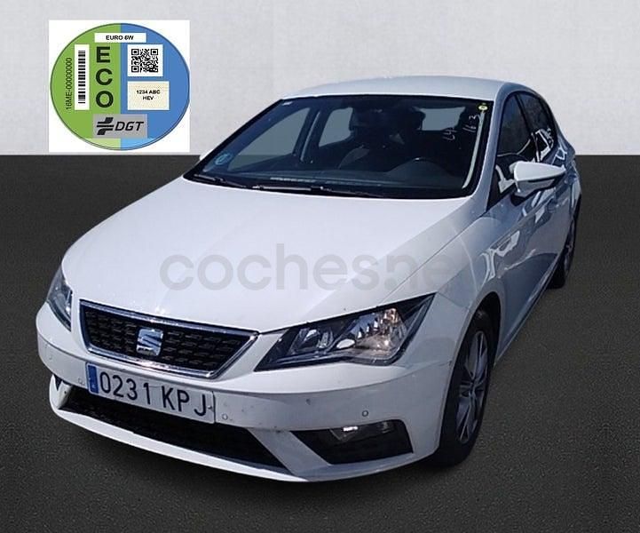 Usado Seat Leon Style 110 CV (80 kW) 2018 Blanco Berlina