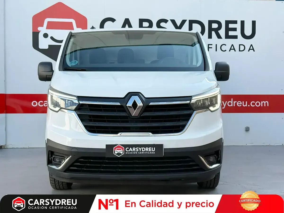 Usado Renault Trafic 131 CV (96 kW) 2023 Blanco Monovolumen