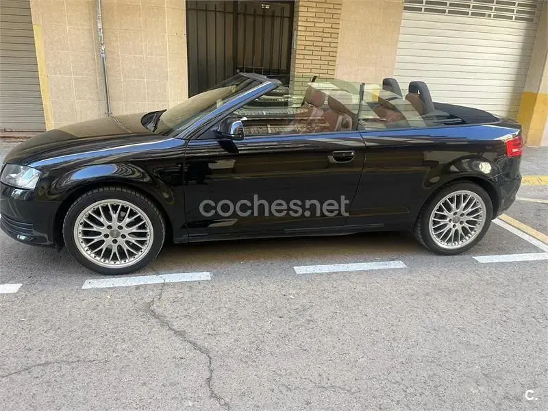 Usado Audi A3 Cabriolet Attraction 160 CV (117 kW) 2009 Negro Descapotable