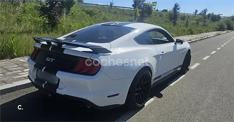Usado Ford Mustang GT 450 CV (330 kW) 2019 Blanco Coupe