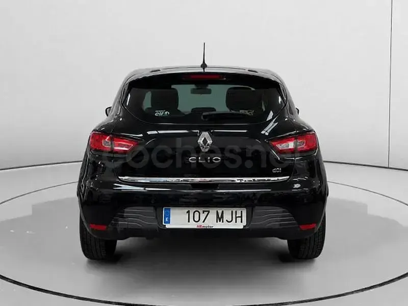 Usado Renault Clio IV Zen 90 CV (66 kW) 2016 Negro Berlina