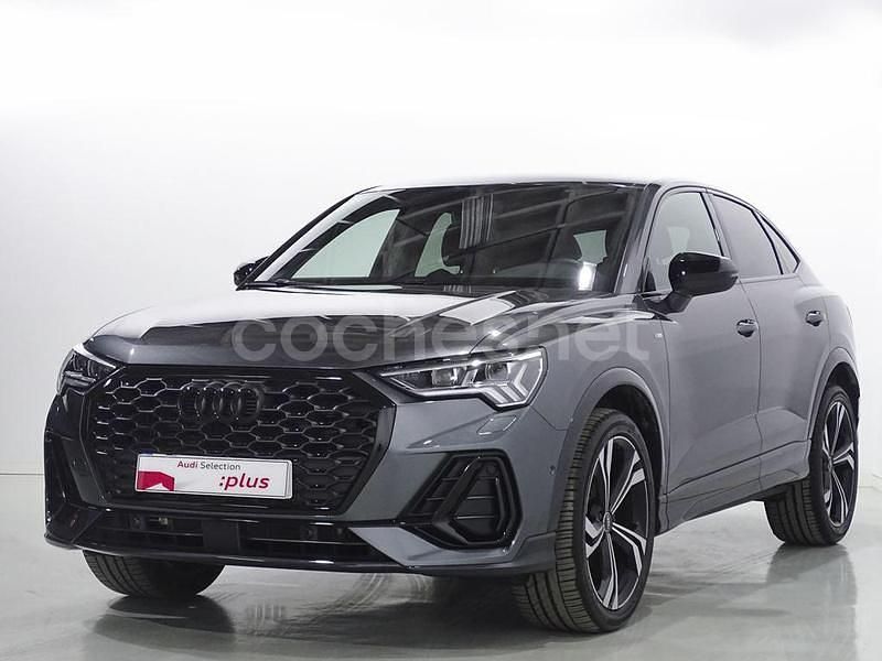 Gris / plata Usado 2025 Audi Q3 Sportback Ambiente SUV | 42.200 € (Precio justo) - Imagen 1/4