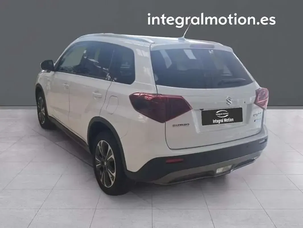 Usado Suzuki Vitara GLX 129 CV (94 kW) 2023 Blanco SUV
