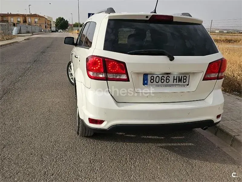 Usado Fiat Freemont 140 CV (102 kW) 2012 Blanco SUV
