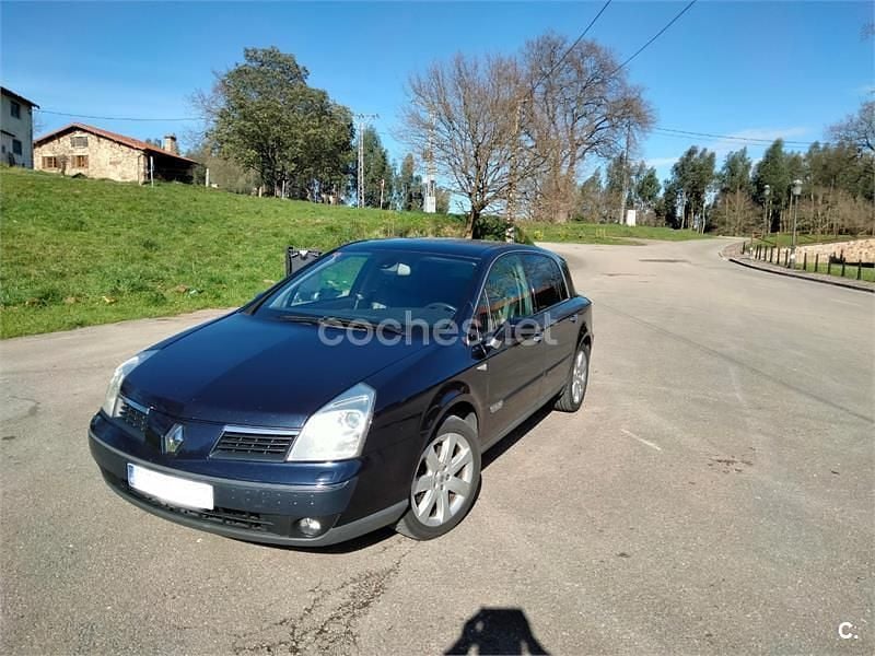 Azul Usado 2005 Renault Vel Satis Initiale Utilitario | 2000 € - Imagen 1/4