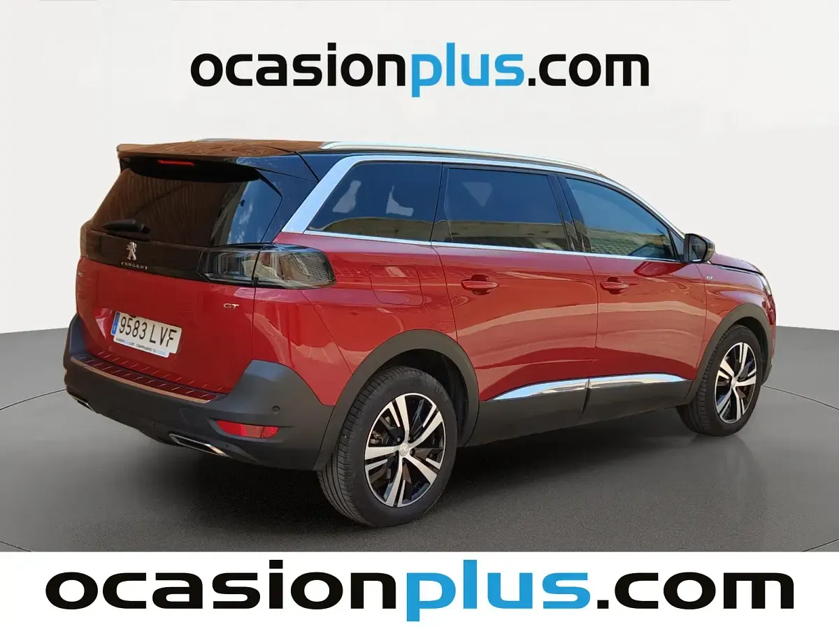 Usado Peugeot 5008 GT 131 CV (96 kW) 2021 Rojo SUV