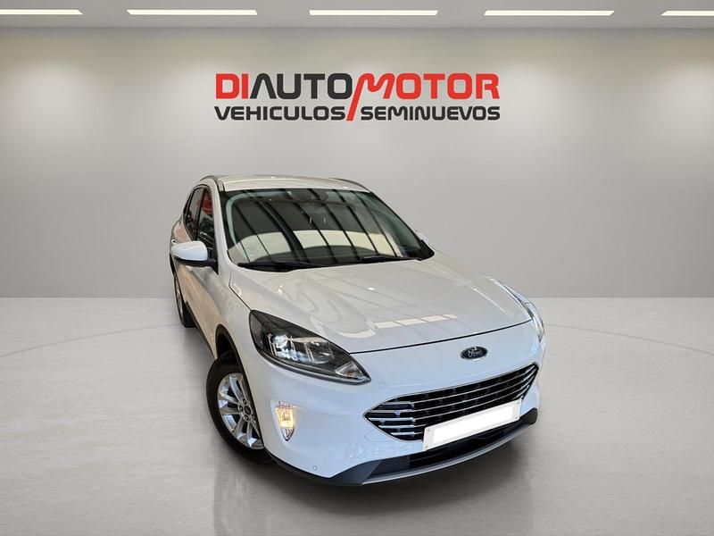 Usado Ford Kuga Titanium 120 CV (88 kW) 2022 Blanco SUV