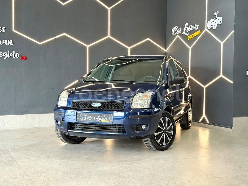 Usado Ford Fusion Trend 80 CV (58 kW) 2005 Azul Berlina