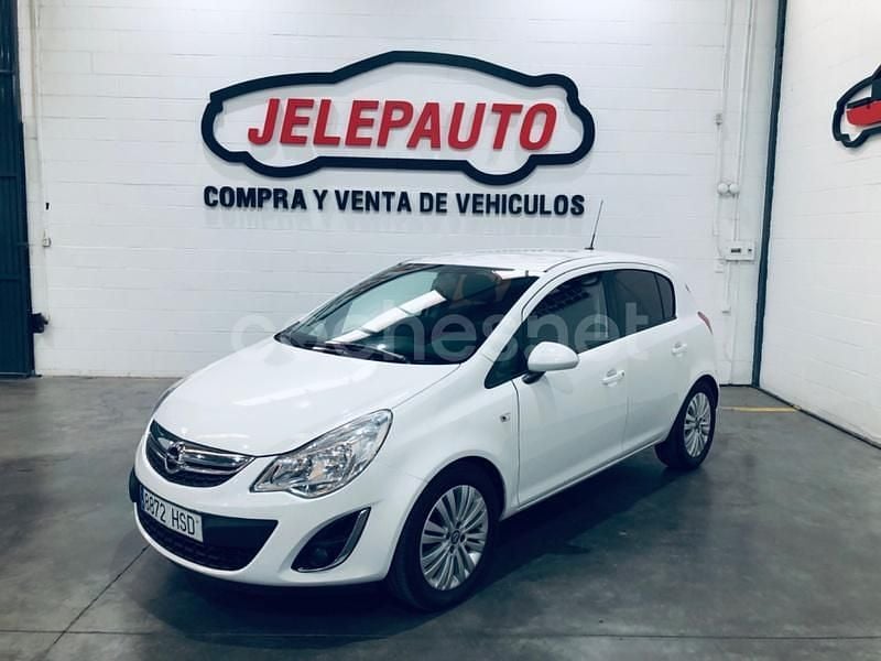 Blanco Usado 2013 Opel Corsa Selective Berlina | 5950 € (Precio justo) - Imagen 1/4