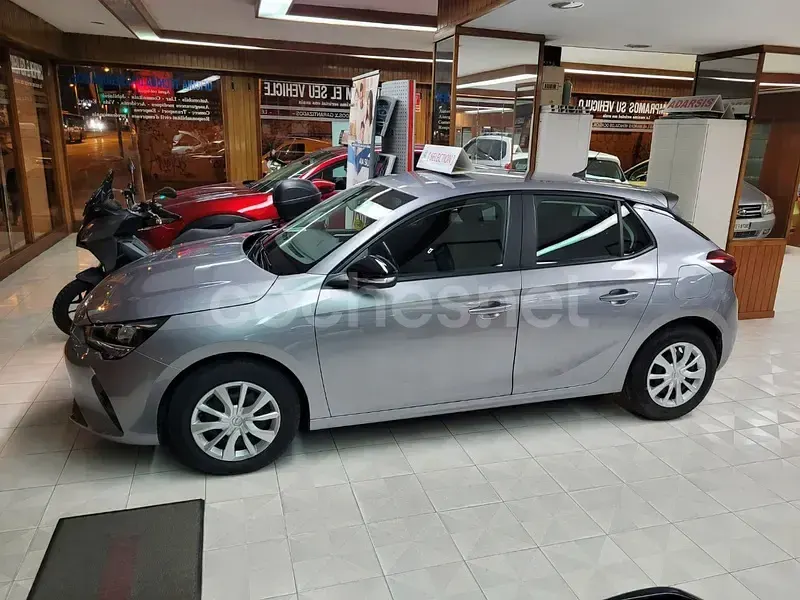 Usado Opel Corsa Edition 75 CV (55 kW) 2019 Gris / plata Utilitario