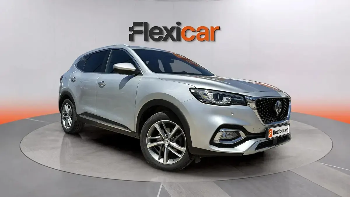 Käytetty MG HS Luxury 258 HP (189 kW) 2021 Katumaasturi