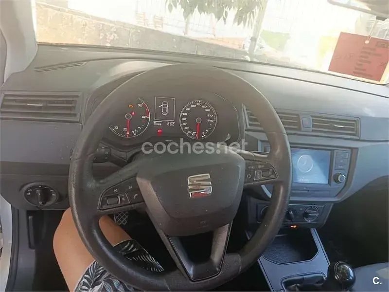 Usado Seat Ibiza Reference 95 CV (69 kW) 2019 Blanco Utilitario