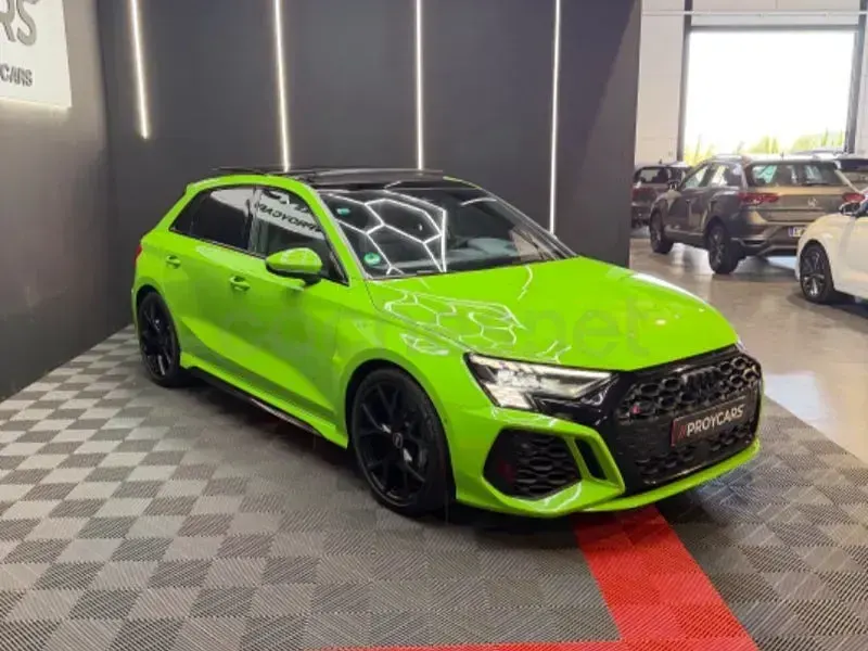 Usado Audi RS3 400 CV (294 kW) 2022 Verde Berlina