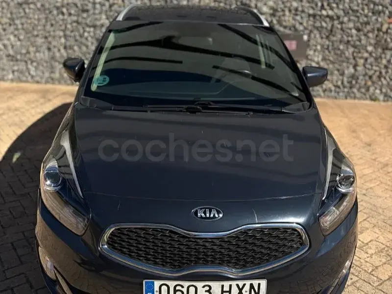 Usado Kia Carens 135 CV (99 kW) 2014 Negro Monovolumen