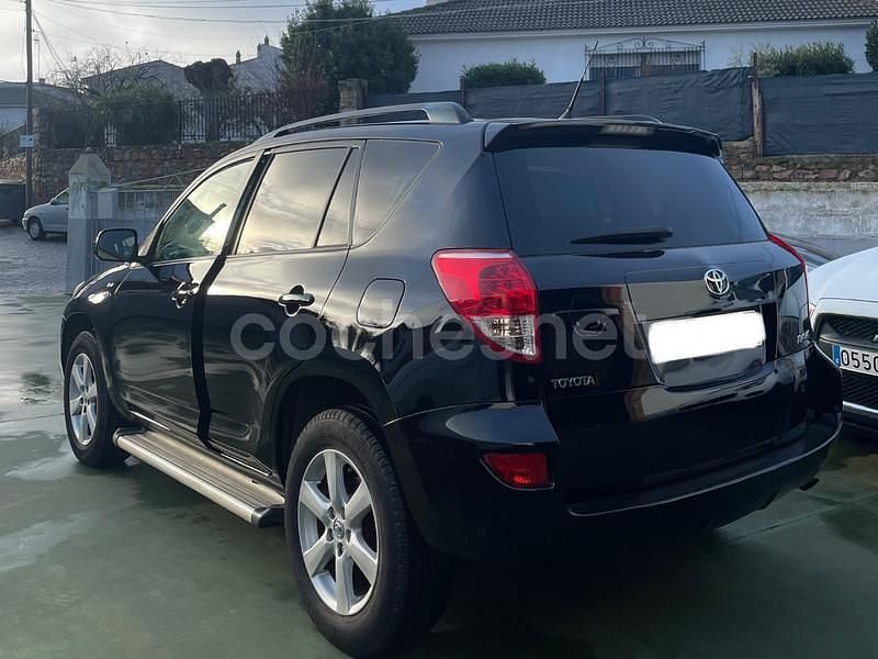 Usado Toyota RAV4 Executive 136 CV (100 kW) 2008 Negro SUV
