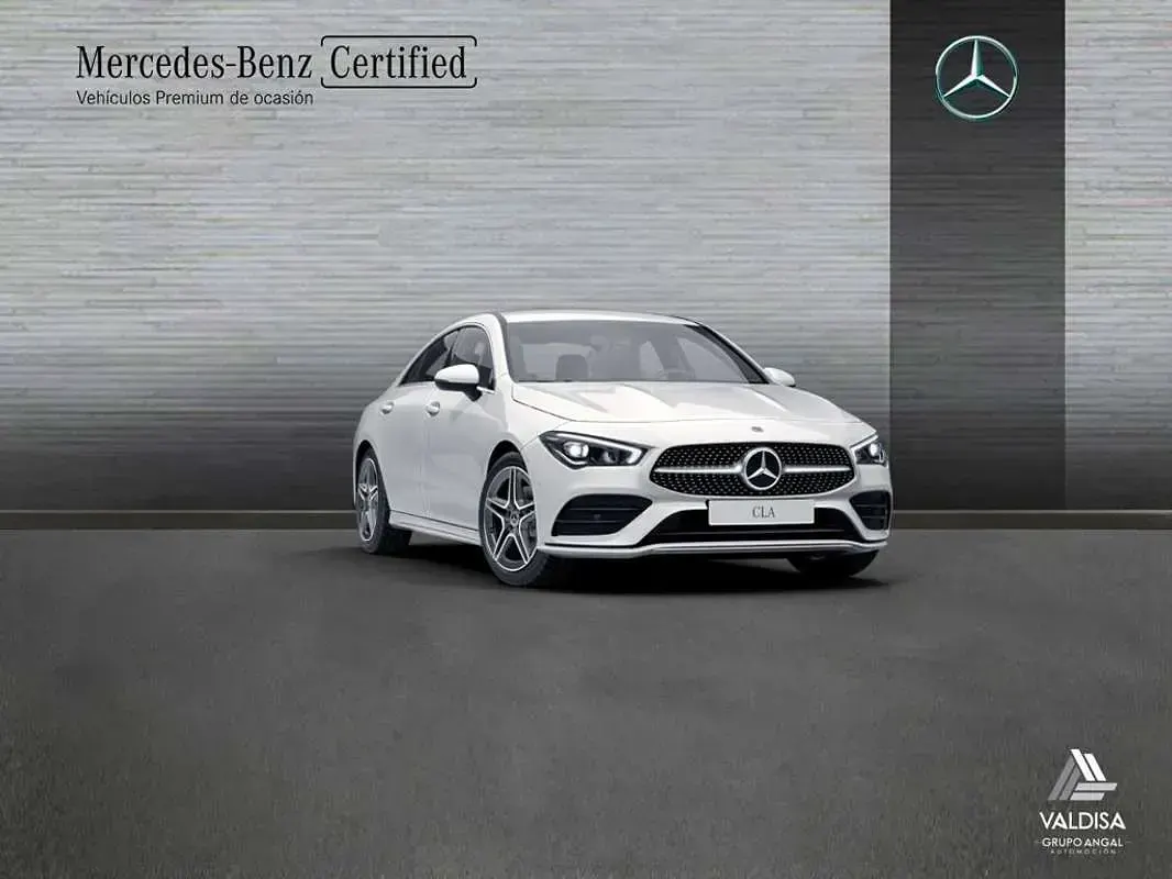 Usado Mercedes CLA180 136 CV (100 kW) 2023 Coupe