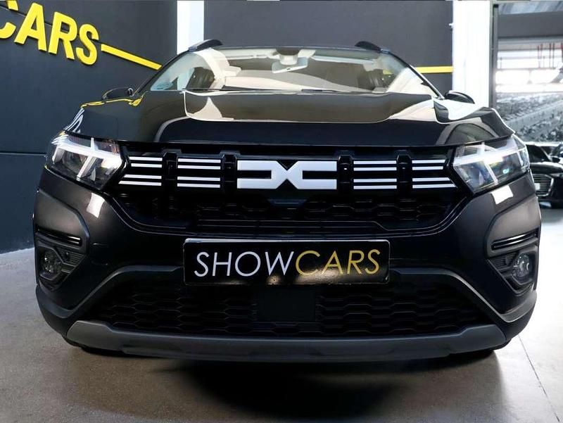 Usado Dacia Jogger Extreme 110 CV (80 kW) 2023 Negro Monovolumen