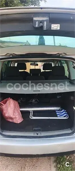 Usado VW Touran Edition 105 CV (77 kW) 2005 Gris / plata Monovolumen