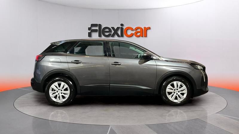 Usado Peugeot 3008 Active 131 CV (96 kW) 2021 Gris SUV