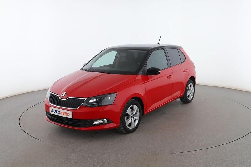 Usado Skoda Fabia Ambition 75 HP (55 kW) 2016 Vermelho Citadino