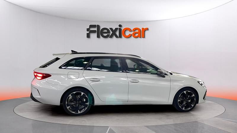 Używany Cupra Leon 150 KM (110 kW) 2025 Biały Kombi