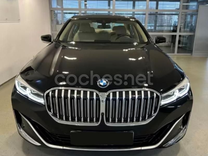 Negro Usado 2021 BMW 745e Comfort Edition Berlina | 46.800 € - Imagen 1/4