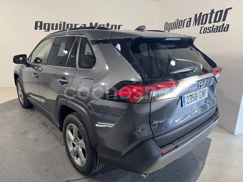 Usado Toyota RAV4 Hybrid Advance 218 CV (160 kW) 2021 Gris / plata SUV
