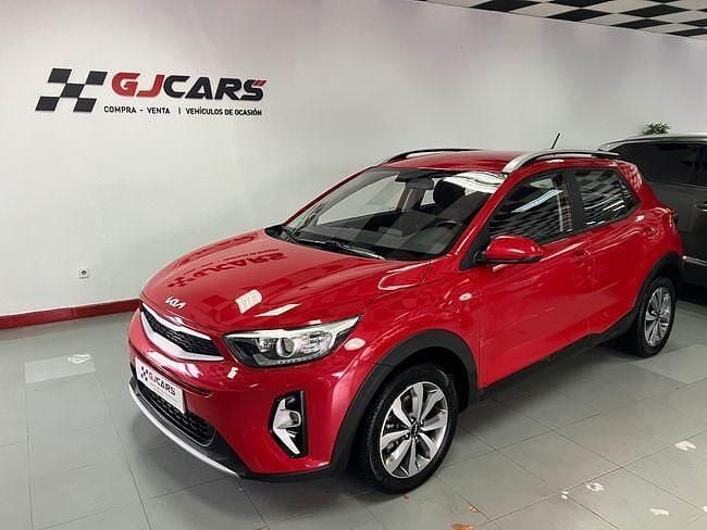 Rojo Usado 2023 Kia Stonic SUV | 14.900 € (Buen precio) - Imagen 1/4