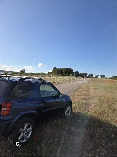 Usado Toyota RAV4 Sol 116 CV (85 kW) 2004 Azul SUV