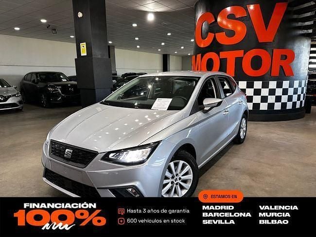 Usado Seat Ibiza Style Plus 95 CV (69 kW) 2022 Gris Berlina