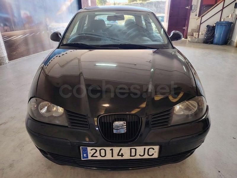 Usado Seat Ibiza Sport 100 CV (73 kW) 2005 Negro Utilitario