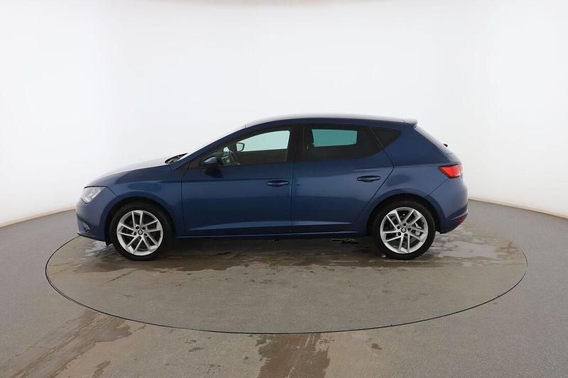 Usado Seat Leon Style 110 CV (80 kW) 2014 Azul Utilitario