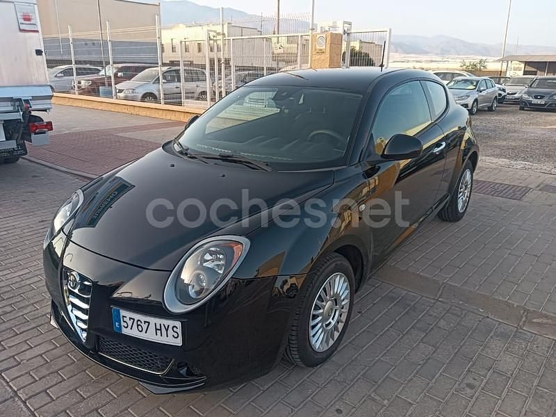 Negro Usado 2014 Alfa Romeo MiTo Utilitario | 5999 € (Super precio) - Imagen 1/4