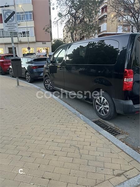 Usado Peugeot Traveller Business-Line 120 CV (88 kW) 2021 Negro Monovolumen