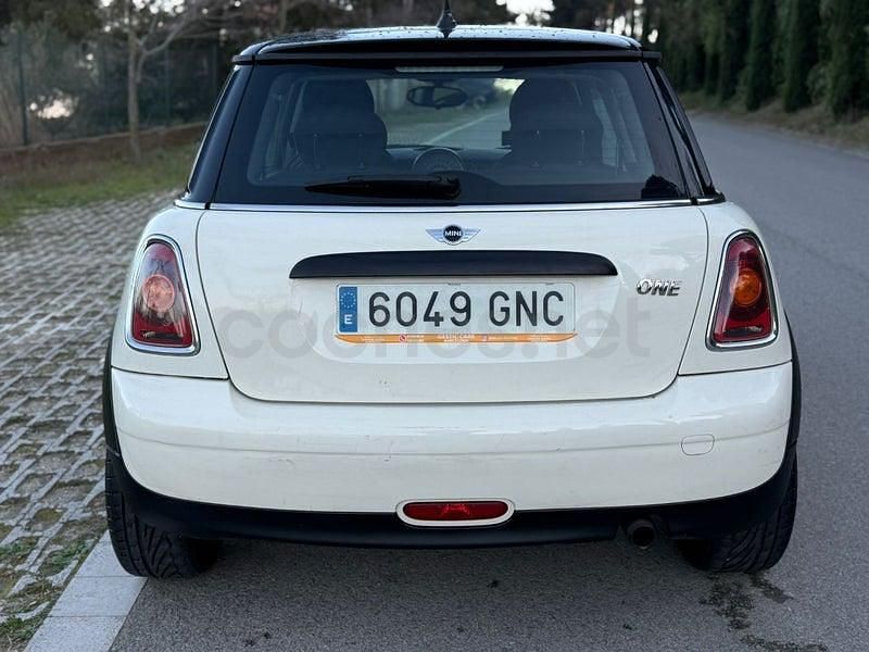 Usado Mini ONE 95 CV (69 kW) 2009 Blanco Utilitario