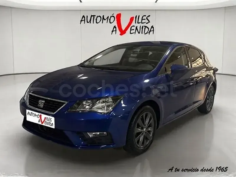 Usado Seat Leon Style 130 CV (95 kW) 2019 Azul Berlina