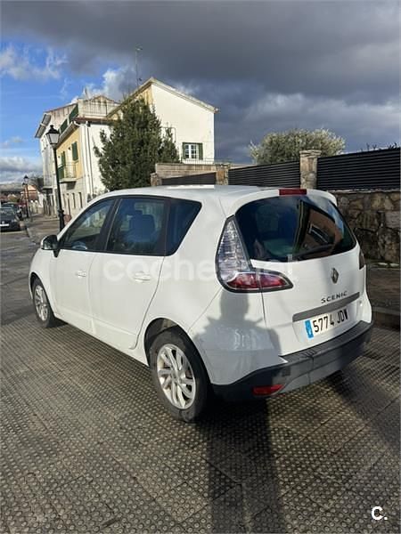 Usado Renault Scénic III LIMITED 110 CV (80 kW) 2016 Blanco Monovolumen