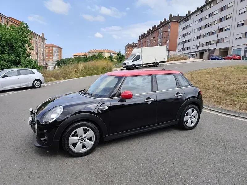 Usado Mini One D 95 CV (69 kW) 2017 Negro Utilitario
