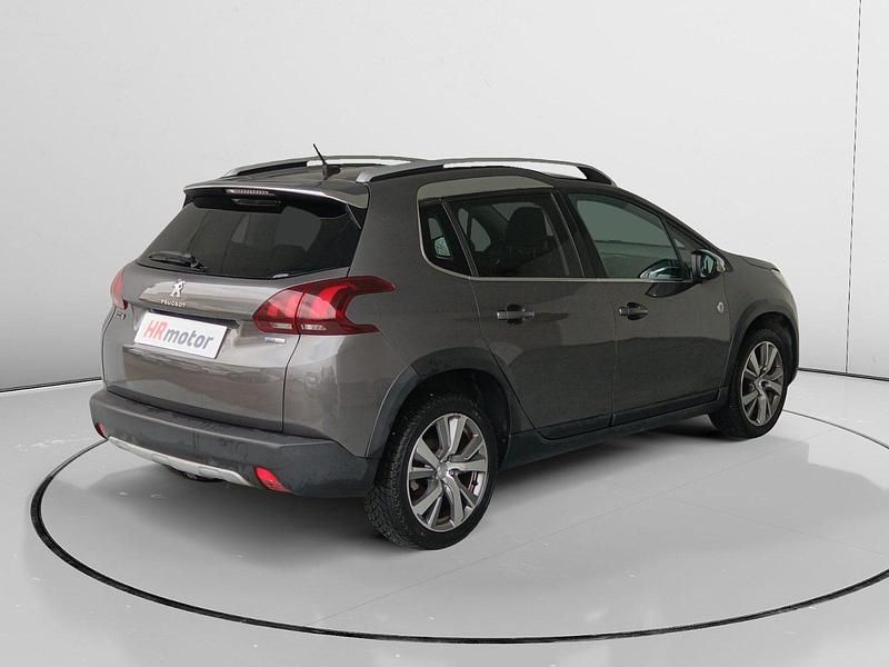 Usado Peugeot 2008 Allure 132 CV (97 kW) 2016 Gris SUV