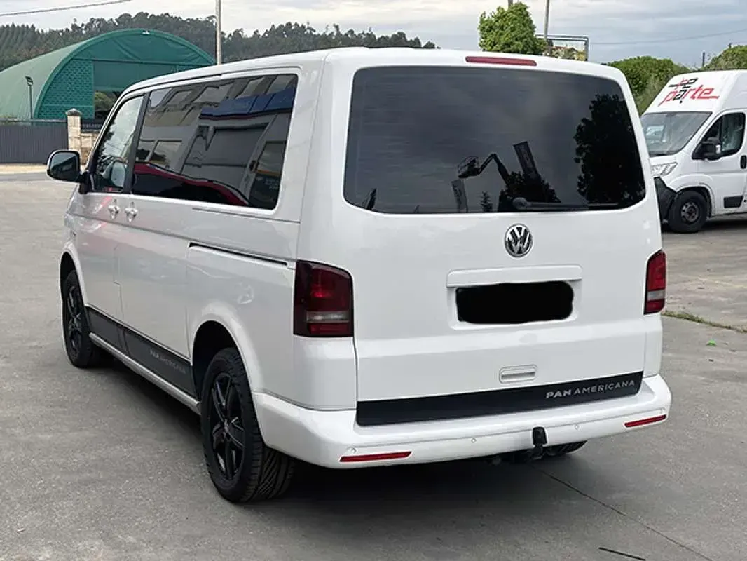 Usado VW Multivan PanAmericana 179 CV (131 kW) 2014 Blanco Monovolumen