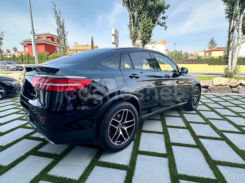 Usado Mercedes GLC250 204 CV (150 kW) 2018 Negro SUV
