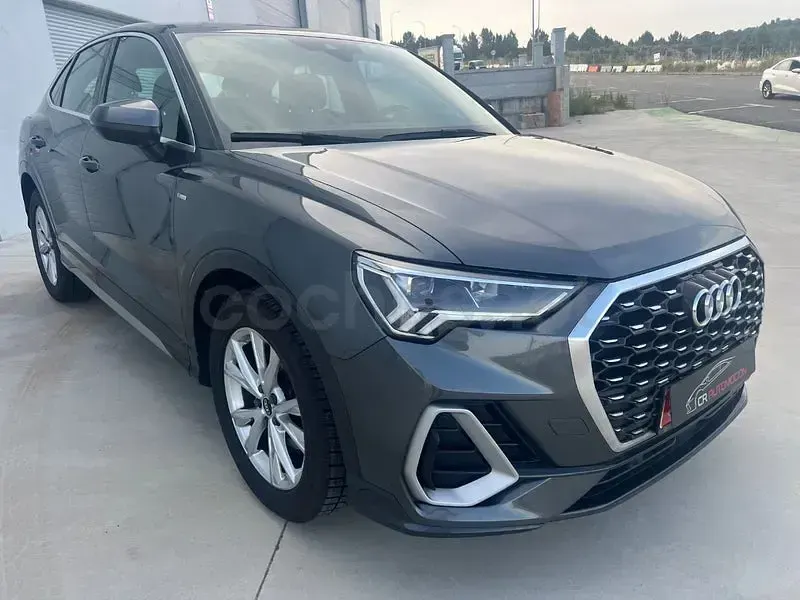 Usado Audi Q3 Sportback S-Line 150 CV (110 kW) 2021 Gris / plata SUV